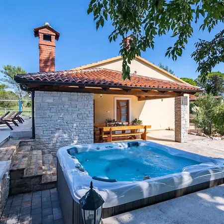 Villa Emanuel Barban