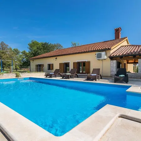Emanuel Villa Barban